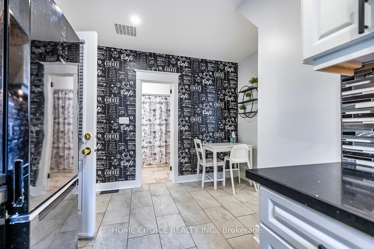 140 Gladstone Avenue • Oshawa, ON photo 19