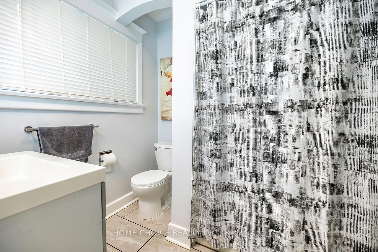 140 Gladstone Avenue • Oshawa, ON photo 20