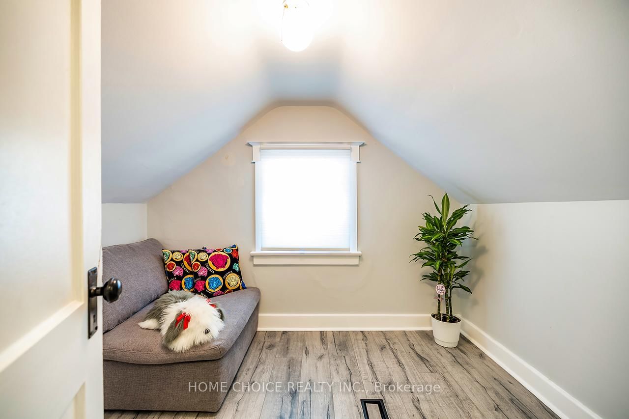 140 Gladstone Avenue • Oshawa, ON photo 31