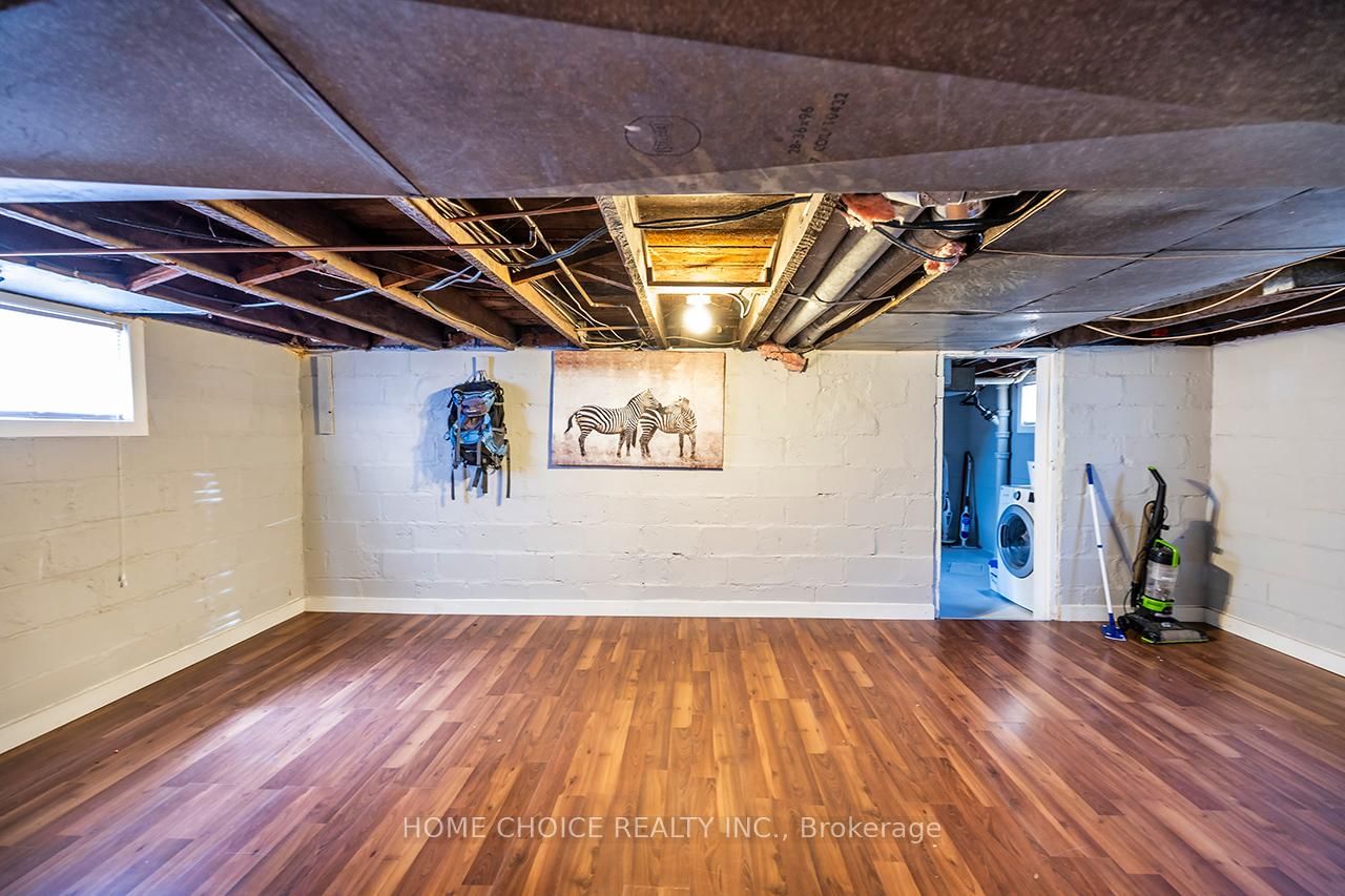 140 Gladstone Avenue • Oshawa, ON photo 32