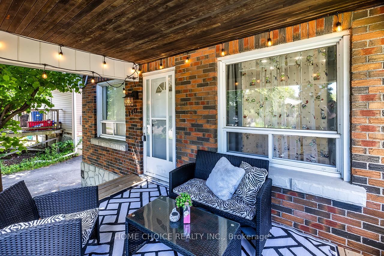140 Gladstone Avenue • Oshawa, ON photo 5
