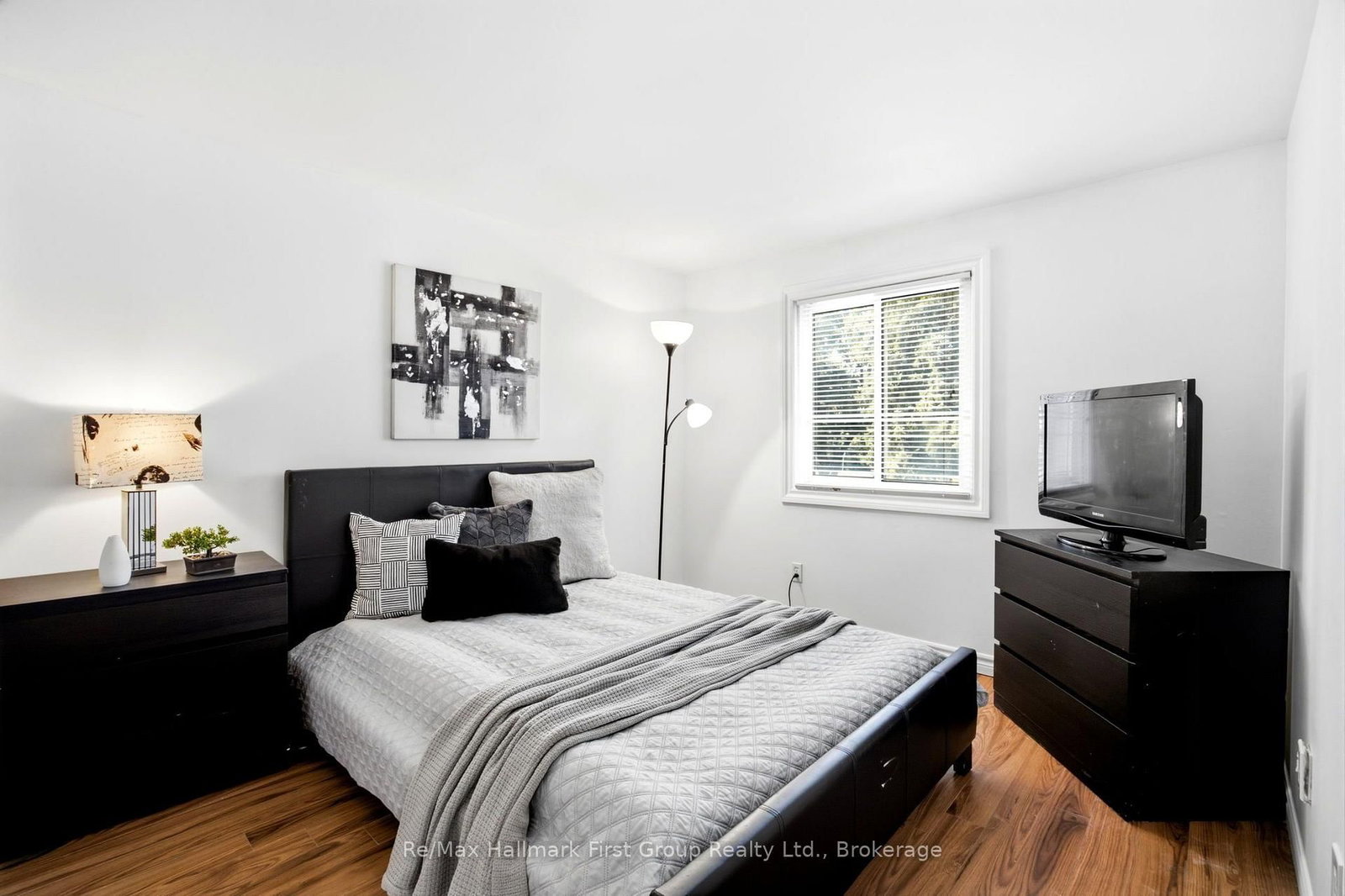 868 White Ash Drive • Whitby, ON photo 33