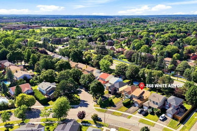 868 White Ash Drive • Whitby, ON photo 4