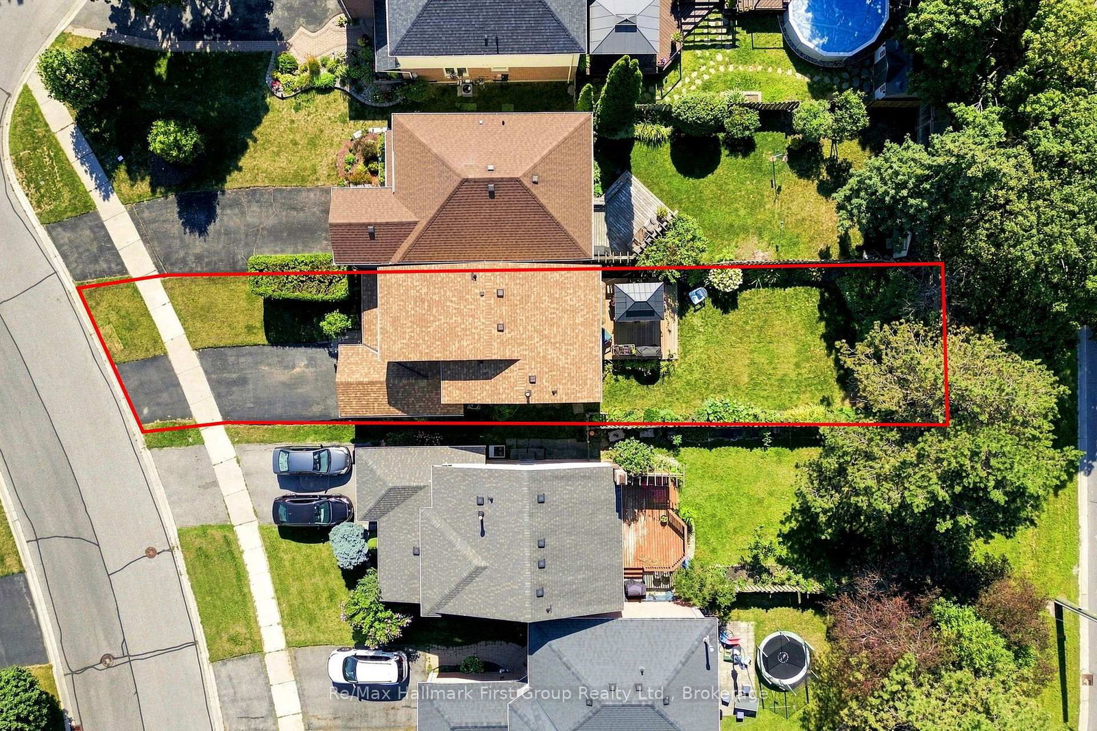 868 White Ash Drive • Whitby, ON photo 6
