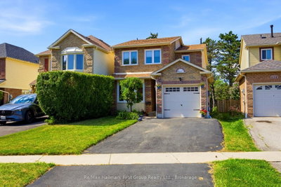 868 White Ash Drive • Whitby, ON photo 8
