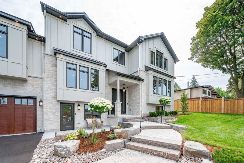 153 Elizabeth Crescent N