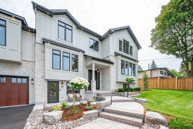 153 Elizabeth Crescent N • Whitby, ON photo 5
