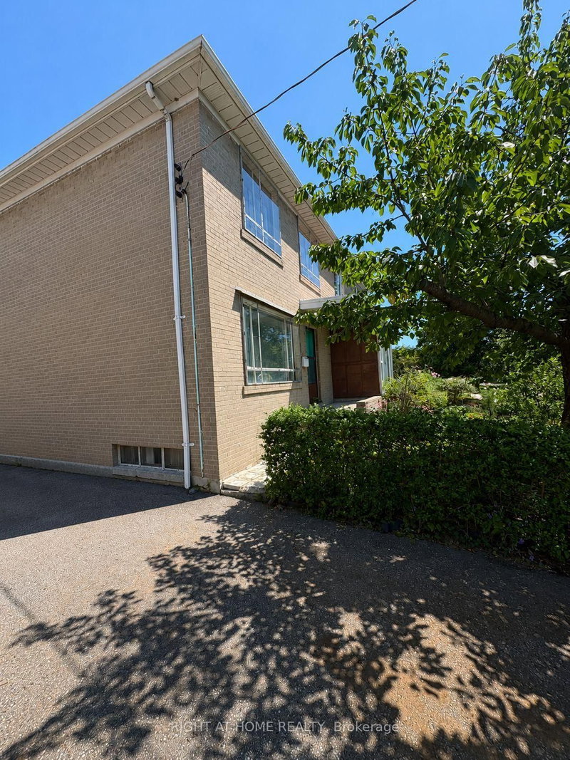 139 Vauxhall Drive