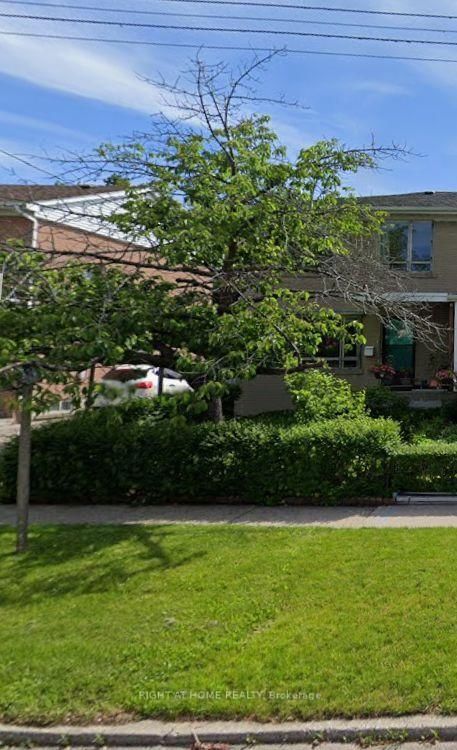 139 Vauxhall Toronto,ON M1P 1R5 — Photo 4