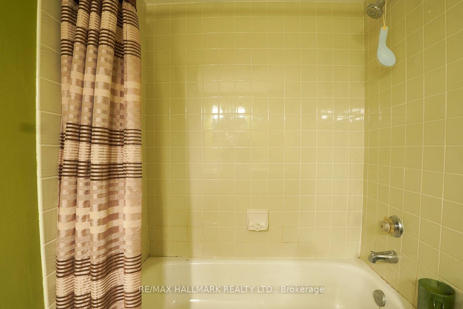 3734 St Clair Avenue E • #203 • Toronto, ON photo 15