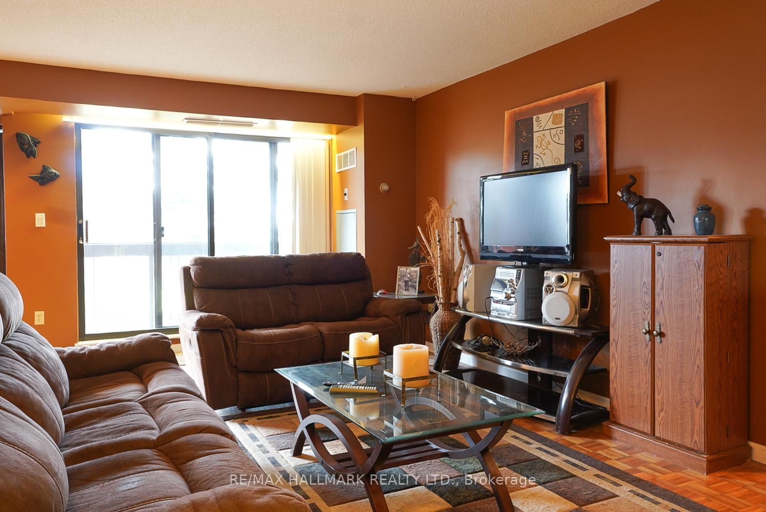 3734 St Clair Avenue E • #203 • Toronto, ON photo 4