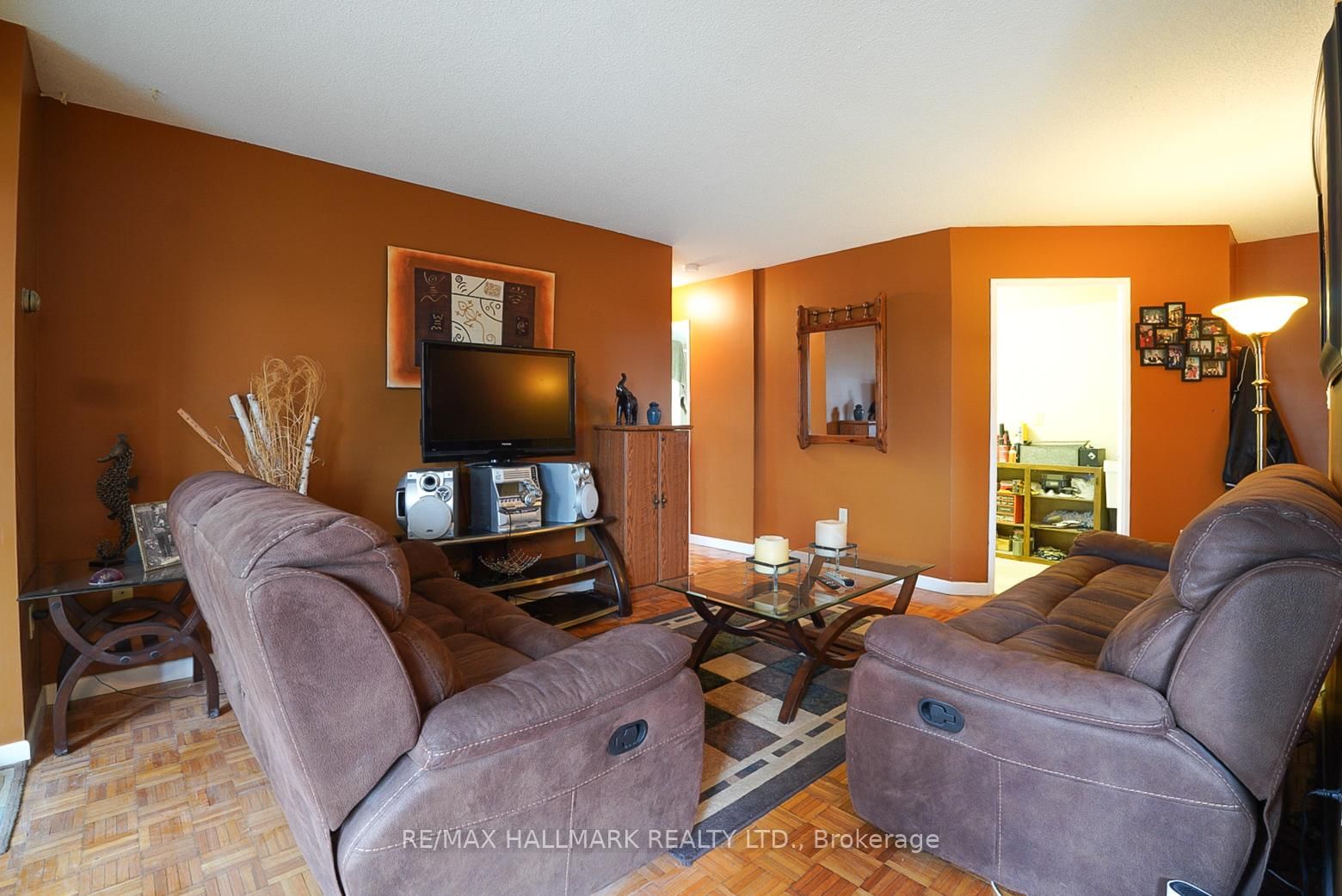 3734 St Clair Avenue E • #203 • Toronto, ON photo 5