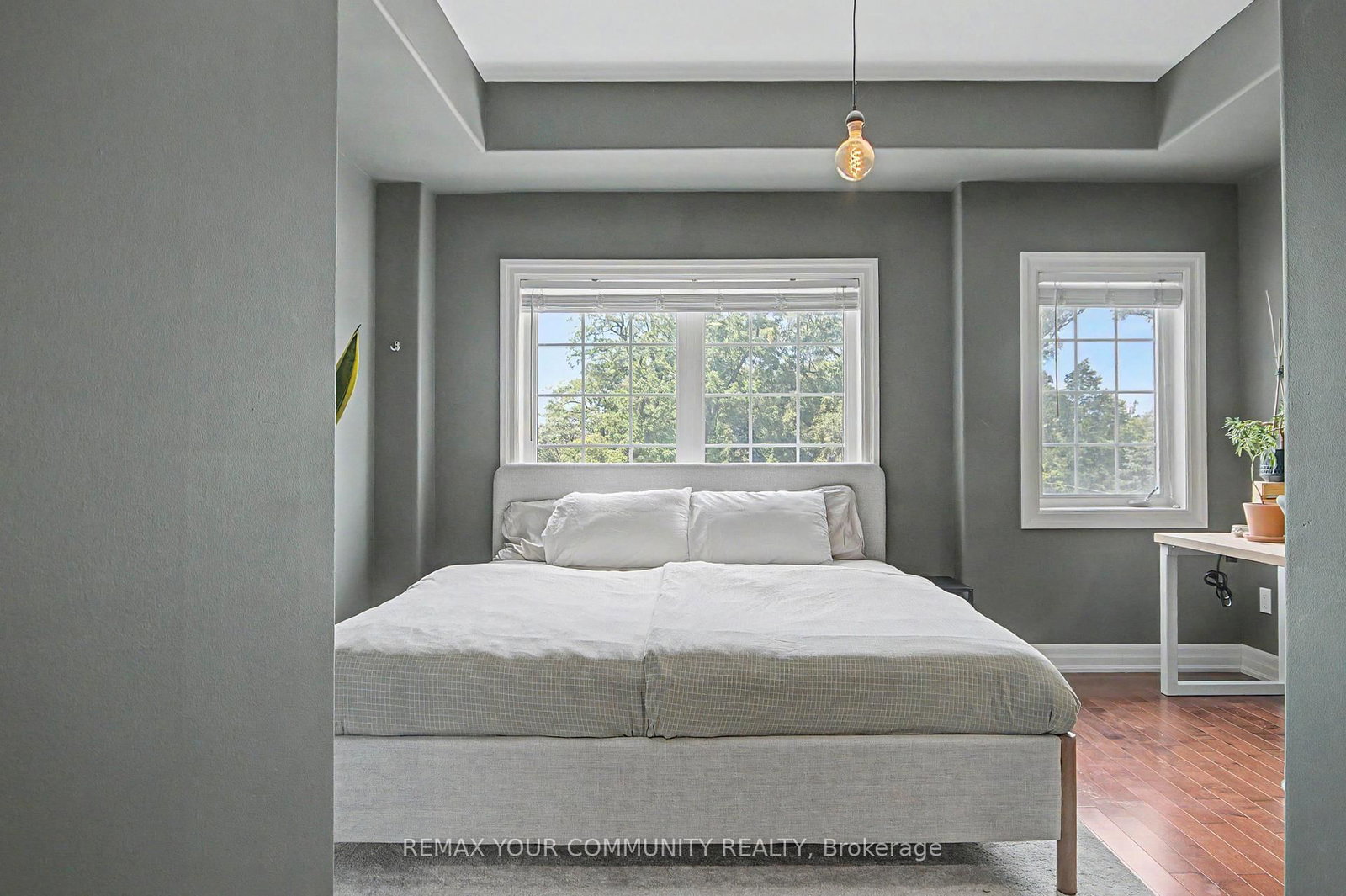 1079 Broadview Avenue • Toronto, ON photo 11