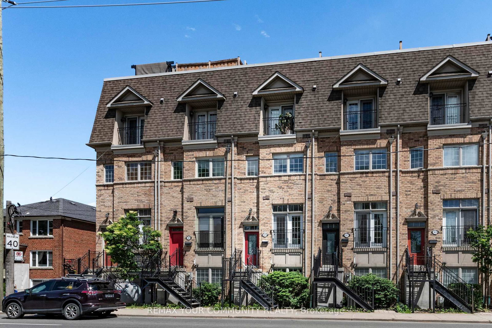 1079 Broadview Avenue • Toronto, ON photo 28