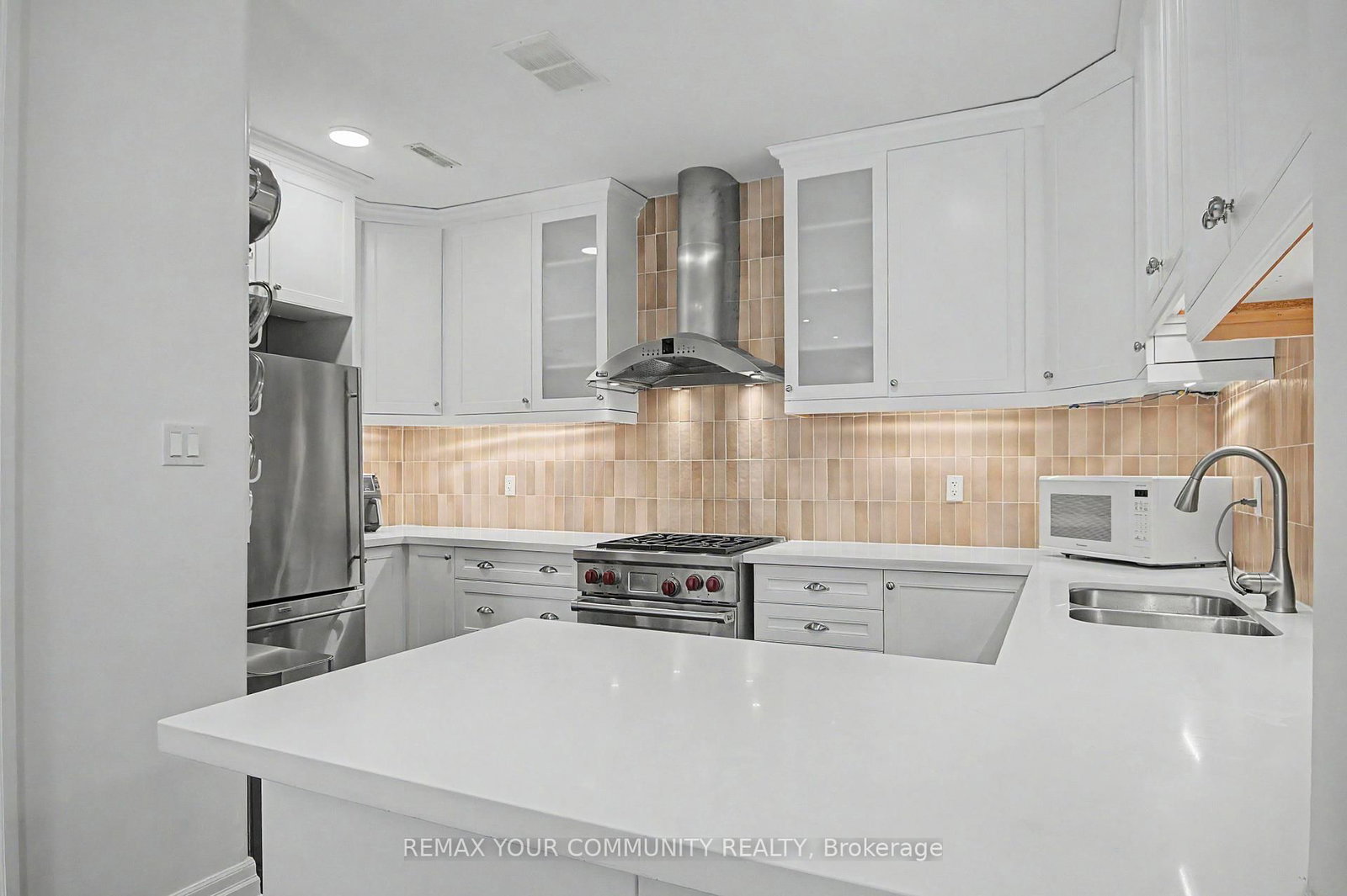 1079 Broadview Avenue • Toronto, ON photo 6