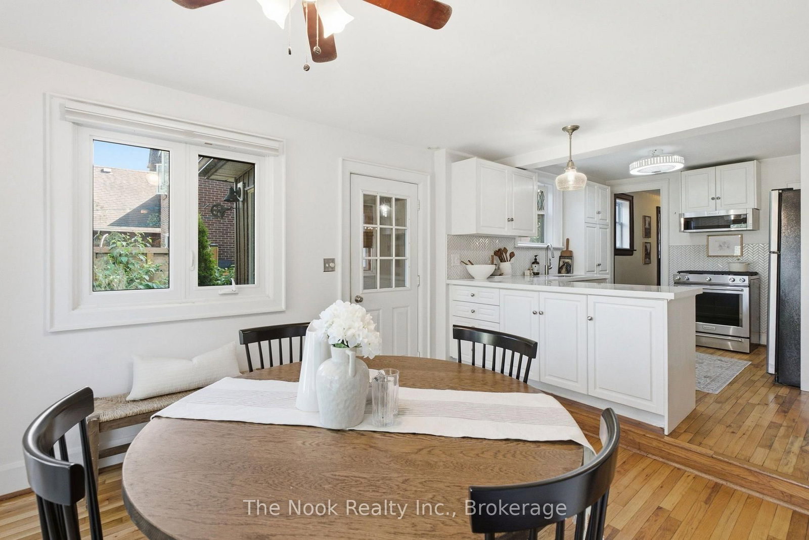 641 Masson Street • Oshawa, ON photo 27