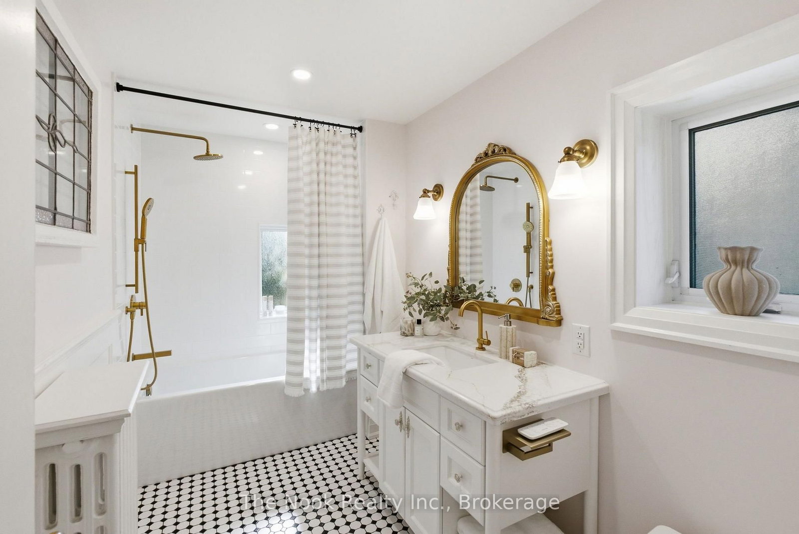 641 Masson Street • Oshawa, ON photo 32