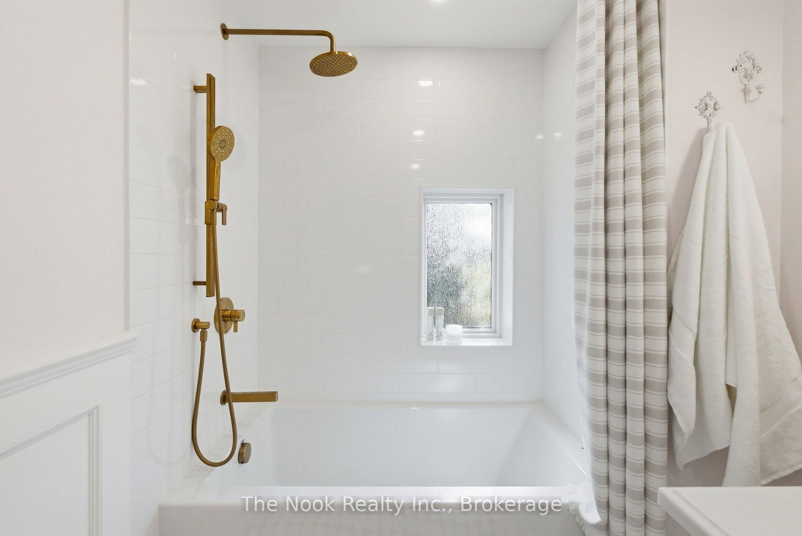 641 Masson Street • Oshawa, ON photo 33