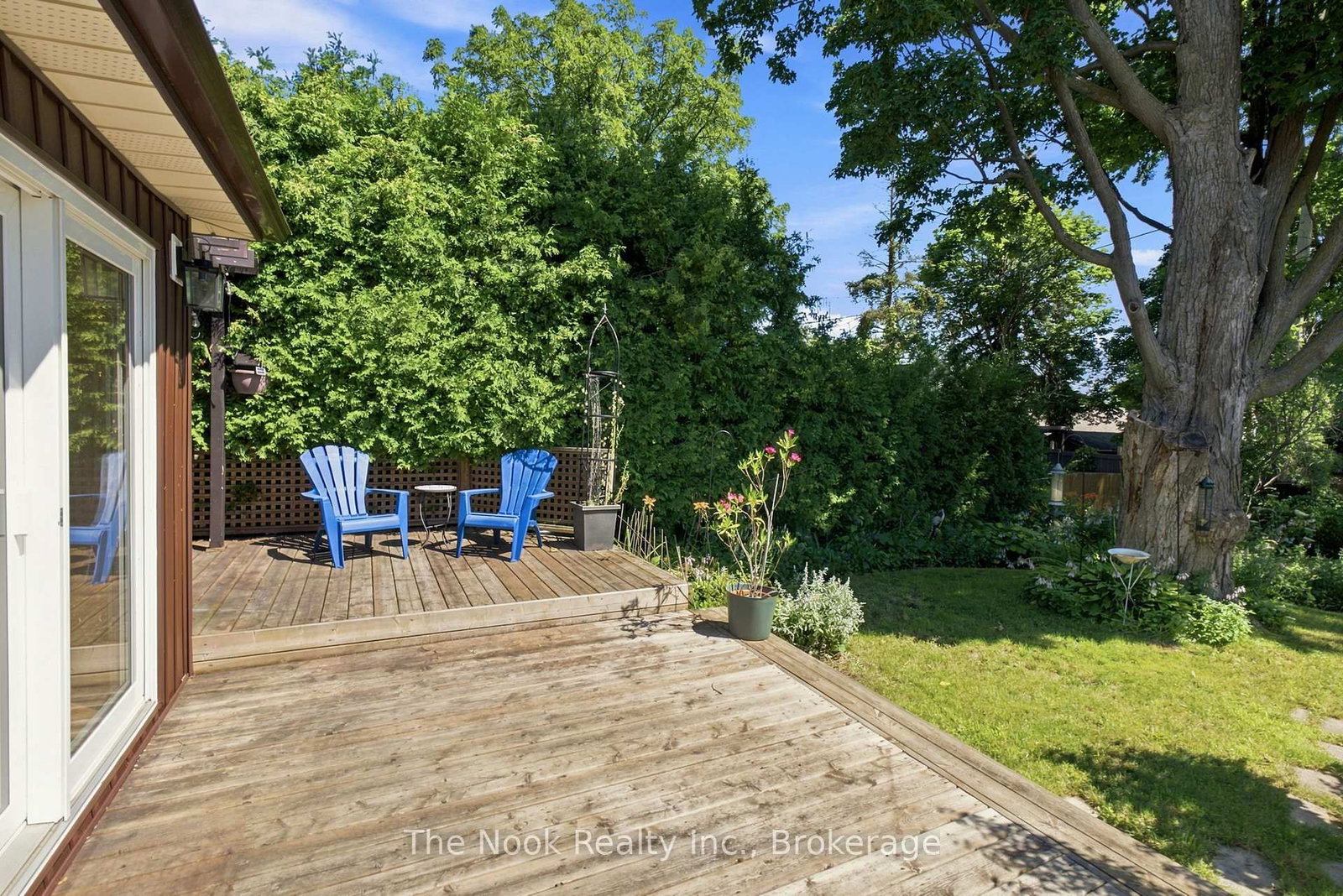 641 Masson Street • Oshawa, ON photo 43