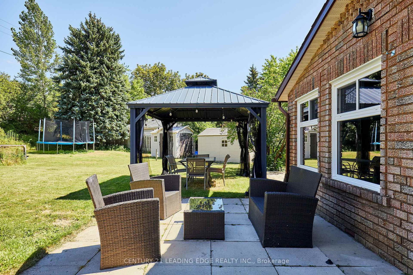 1229 Norman Court • Oshawa, ON photo 32