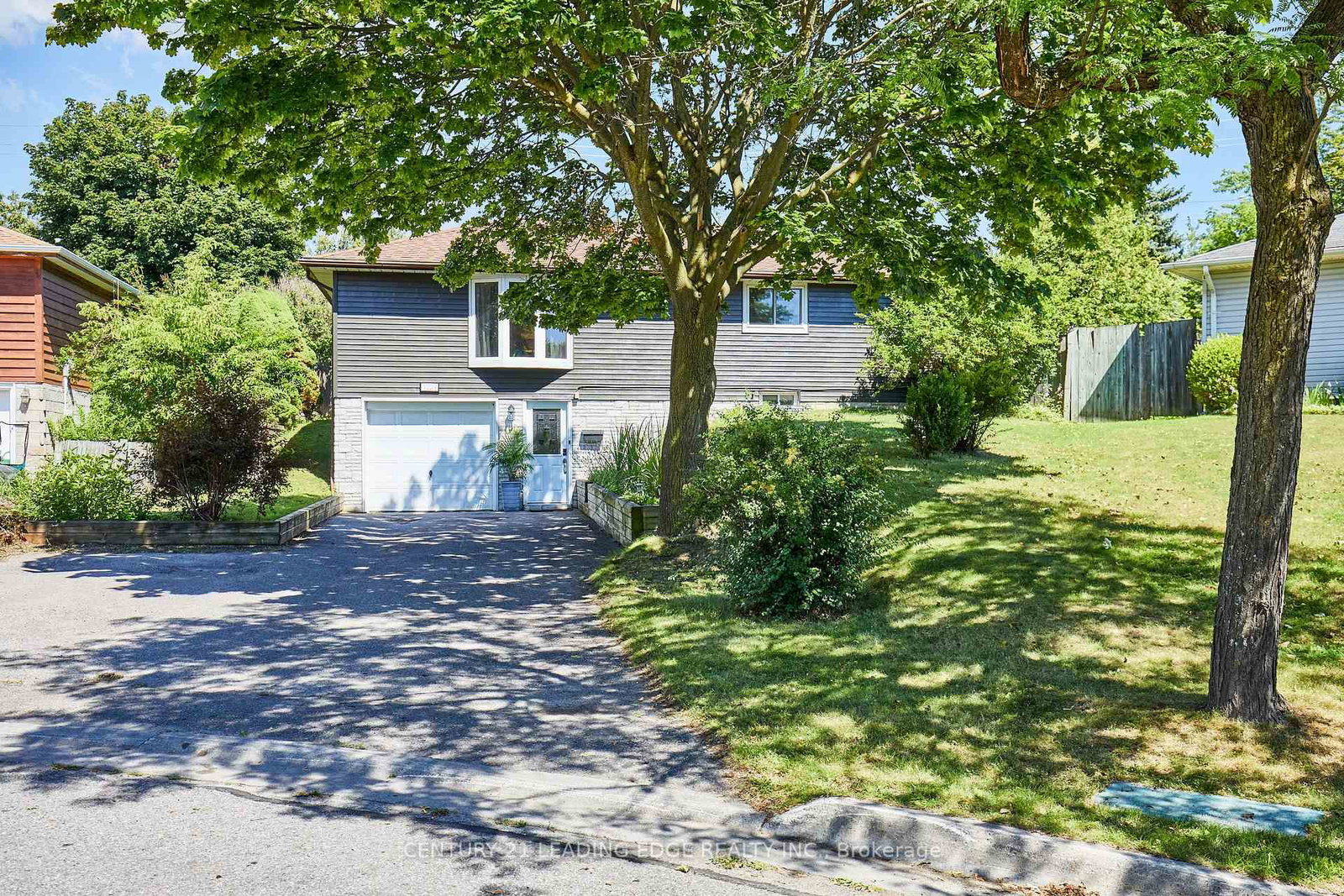 1229 Norman Court • Oshawa, ON photo 41