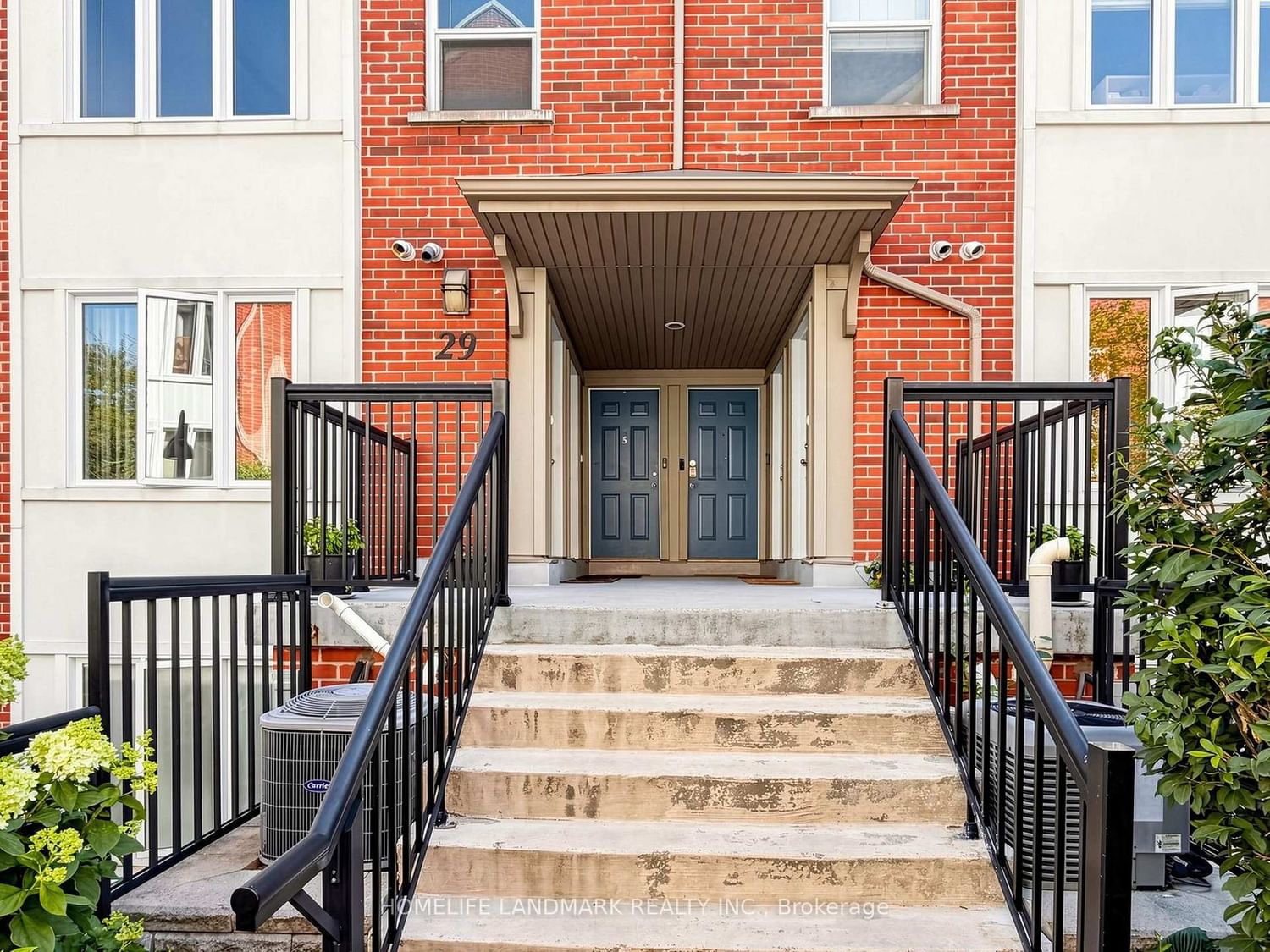 29 Frances Loring Lane • ##4 • Toronto, ON photo 34
