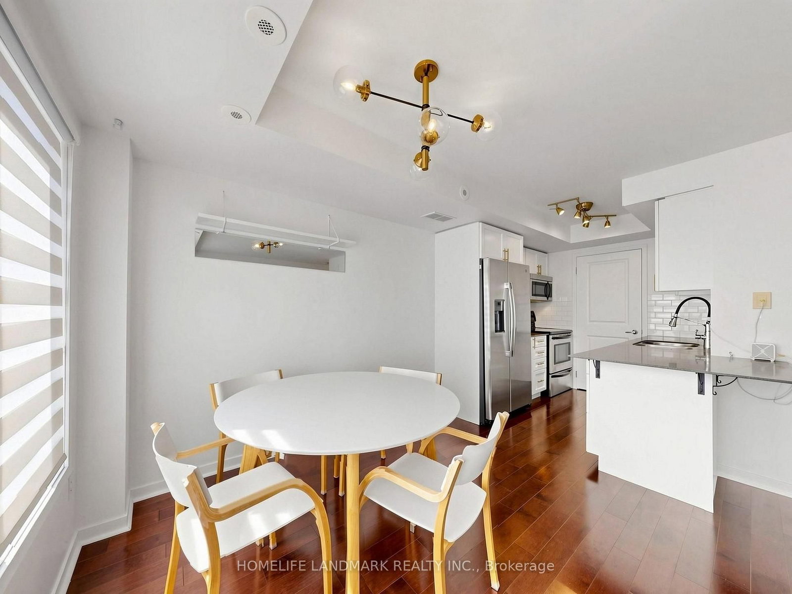 29 Frances Loring Lane • ##4 • Toronto, ON photo 8