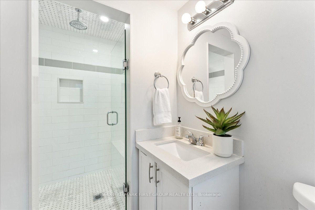 721 Leaside Street • Pickering, ON photo 21
