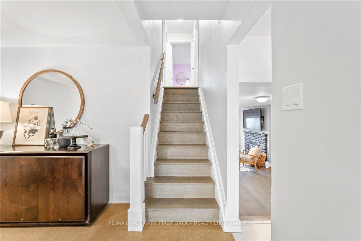 721 Leaside Street • Pickering, ON photo 23