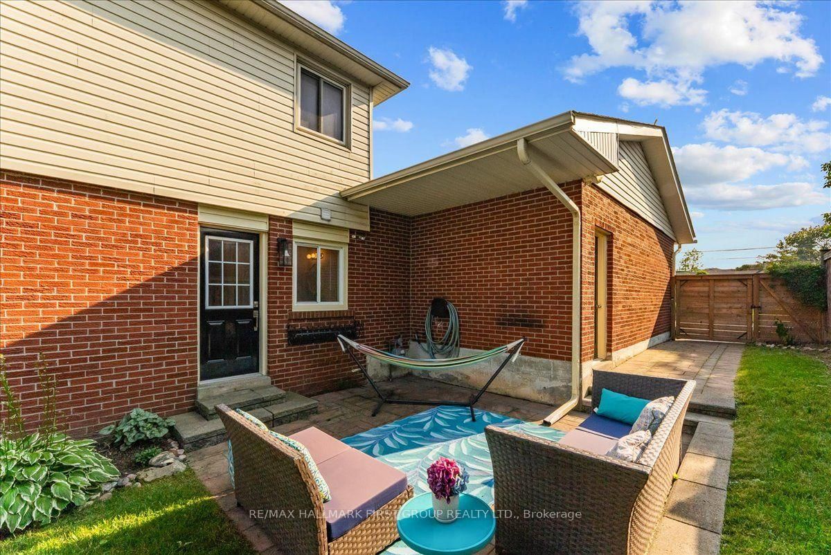 721 Leaside Street • Pickering, ON photo 46