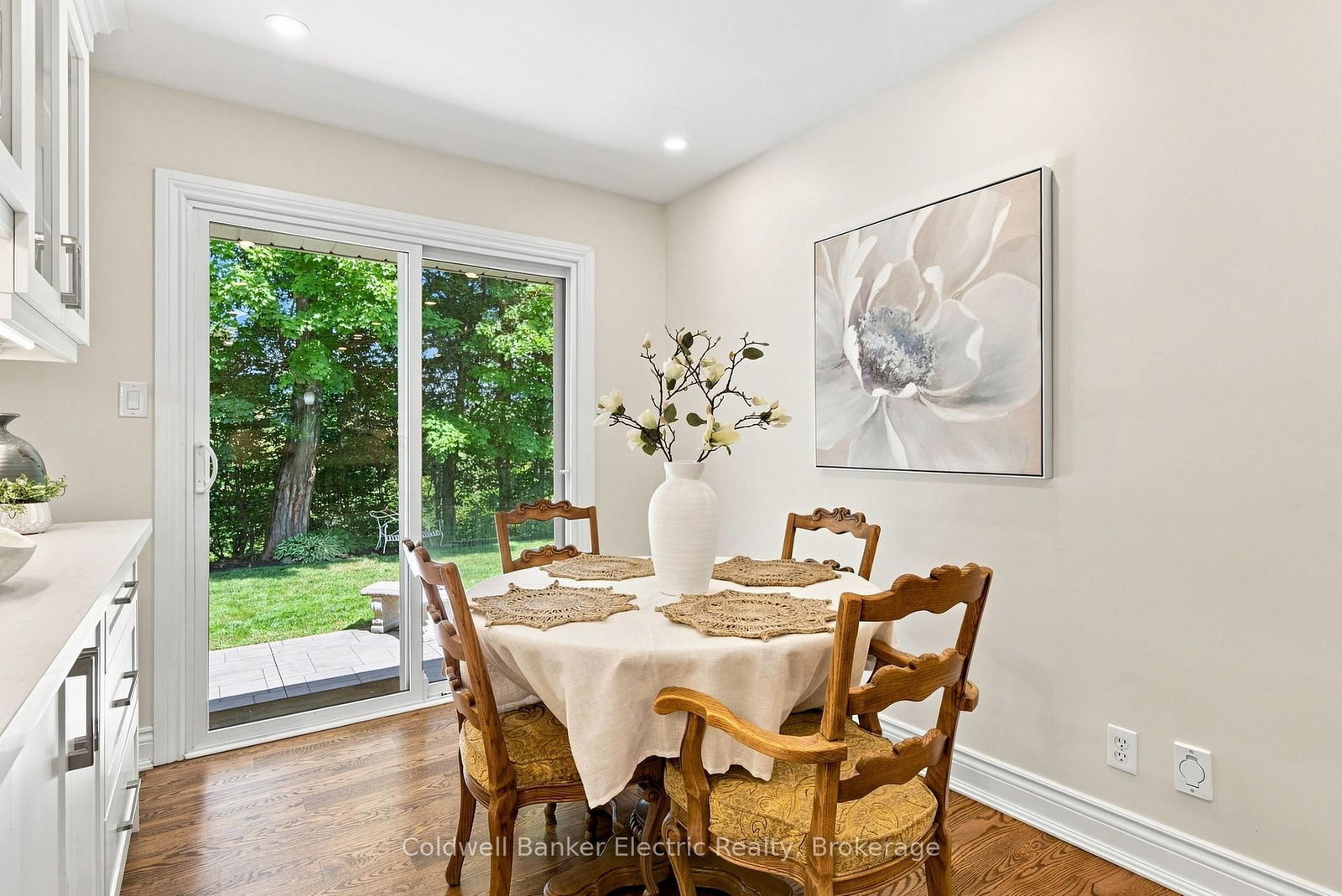 47 Grandview Street N • Oshawa, ON photo 13