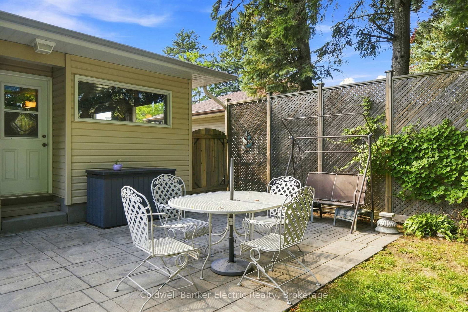 47 Grandview Street N • Oshawa, ON photo 30