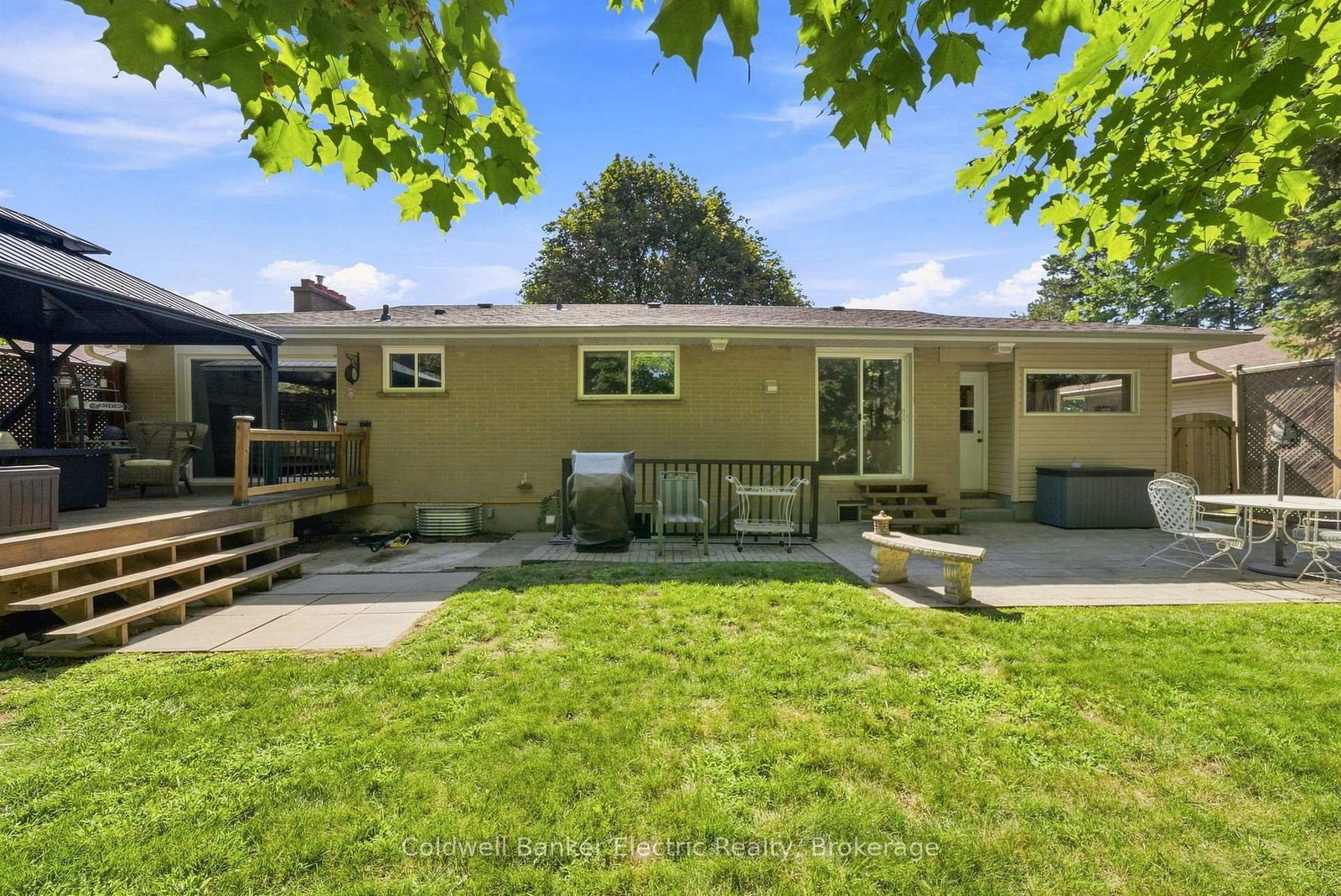 47 Grandview Street N • Oshawa, ON photo 32