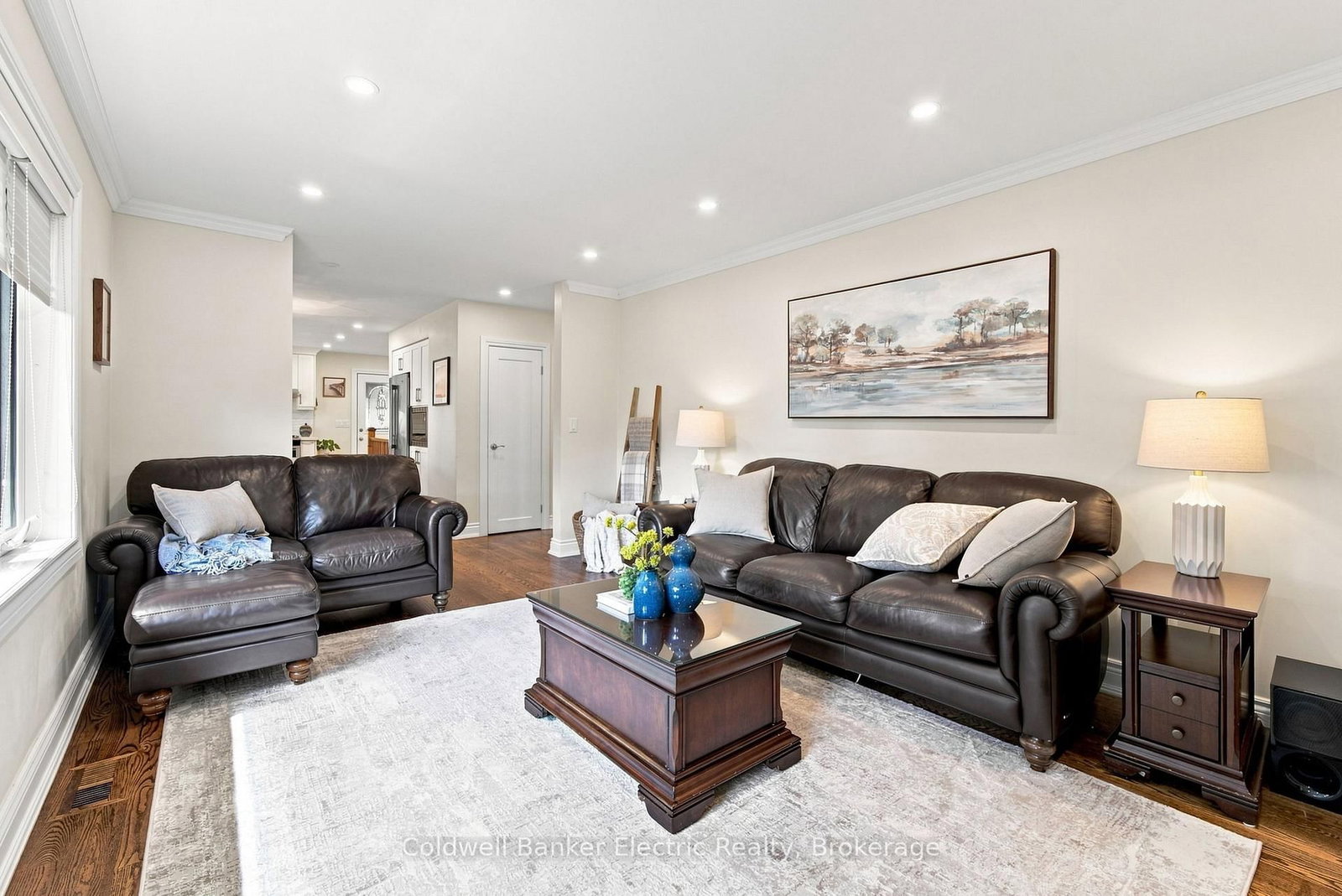 47 Grandview Street N • Oshawa, ON photo 5
