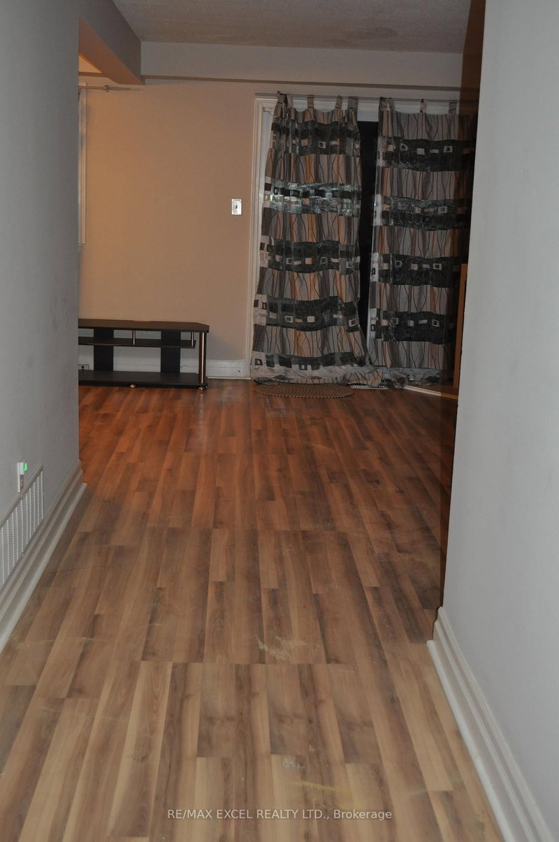 111 Bradstone Square