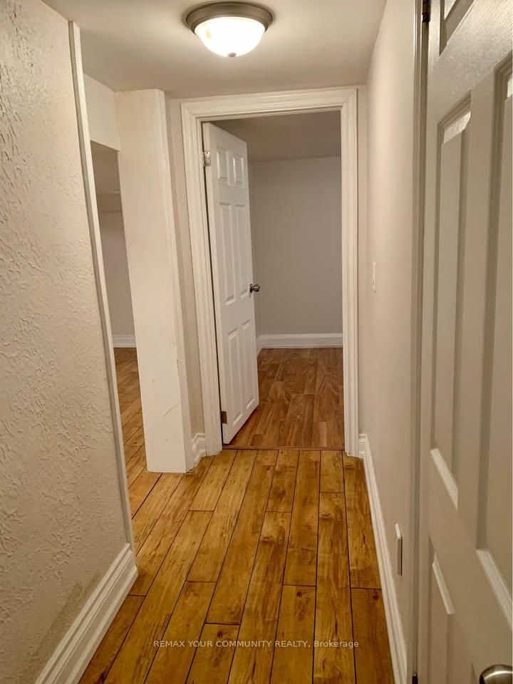 Lower - 16 Coxwell Boulevard, Toronto 5