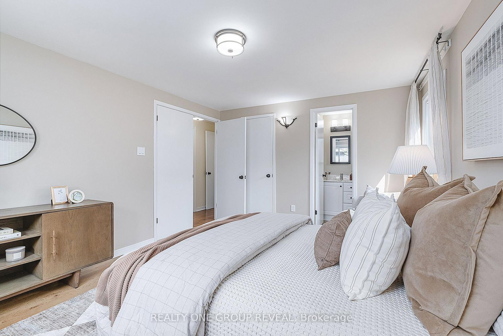 133 Calais Street • Whitby, ON photo 17