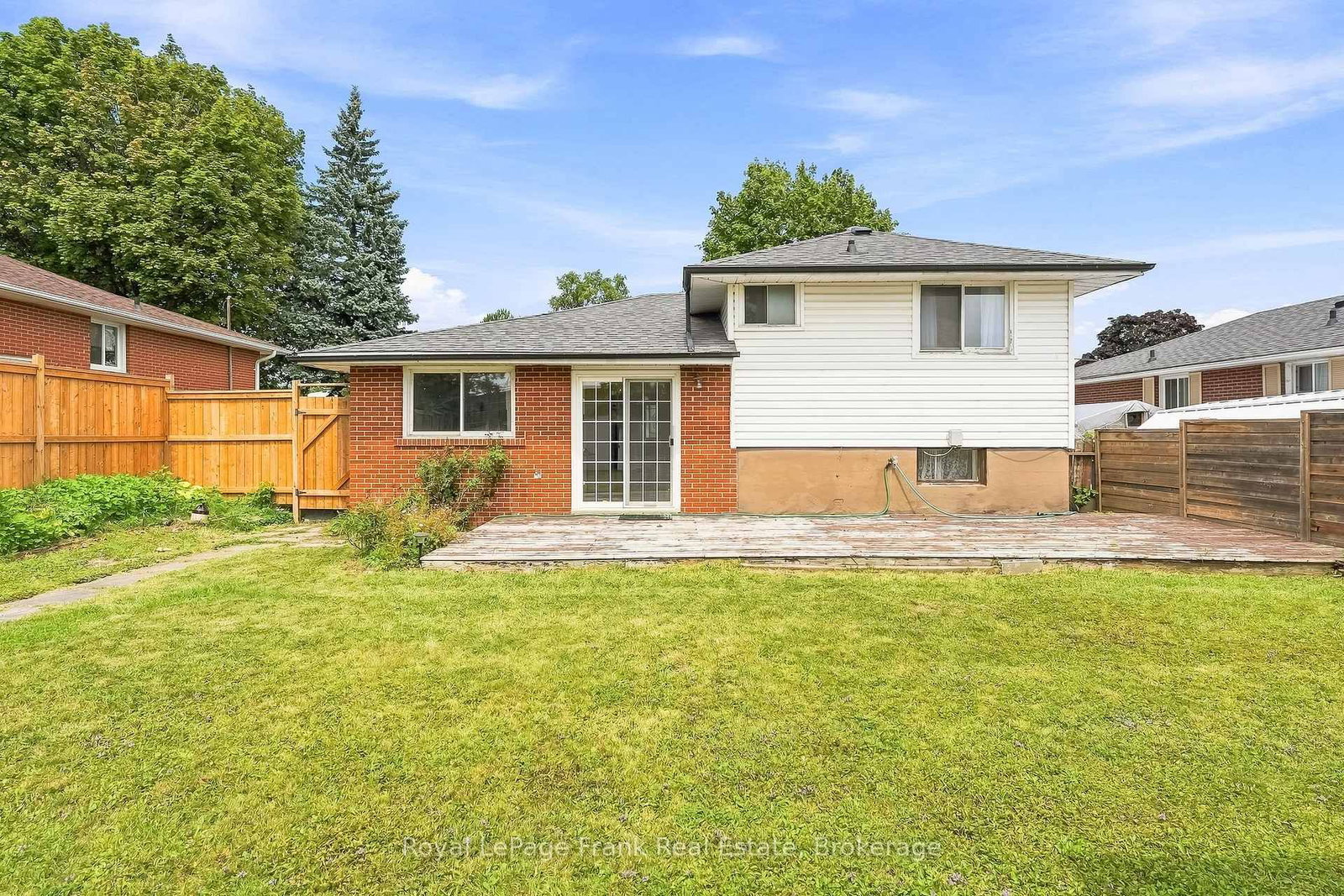 371 Trafalgar Avenue • Oshawa, ON photo 32