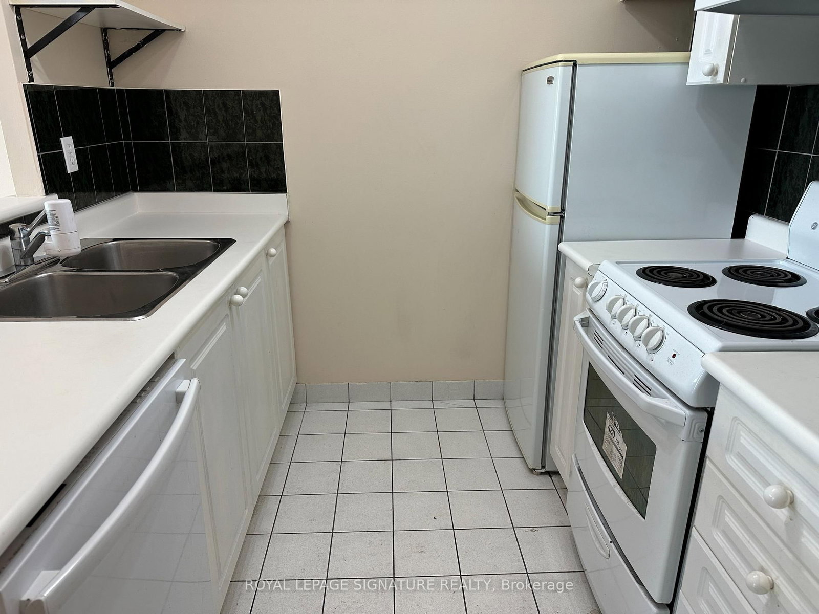18 Lee Centre Drive • #1113 • Toronto, ON photo 6