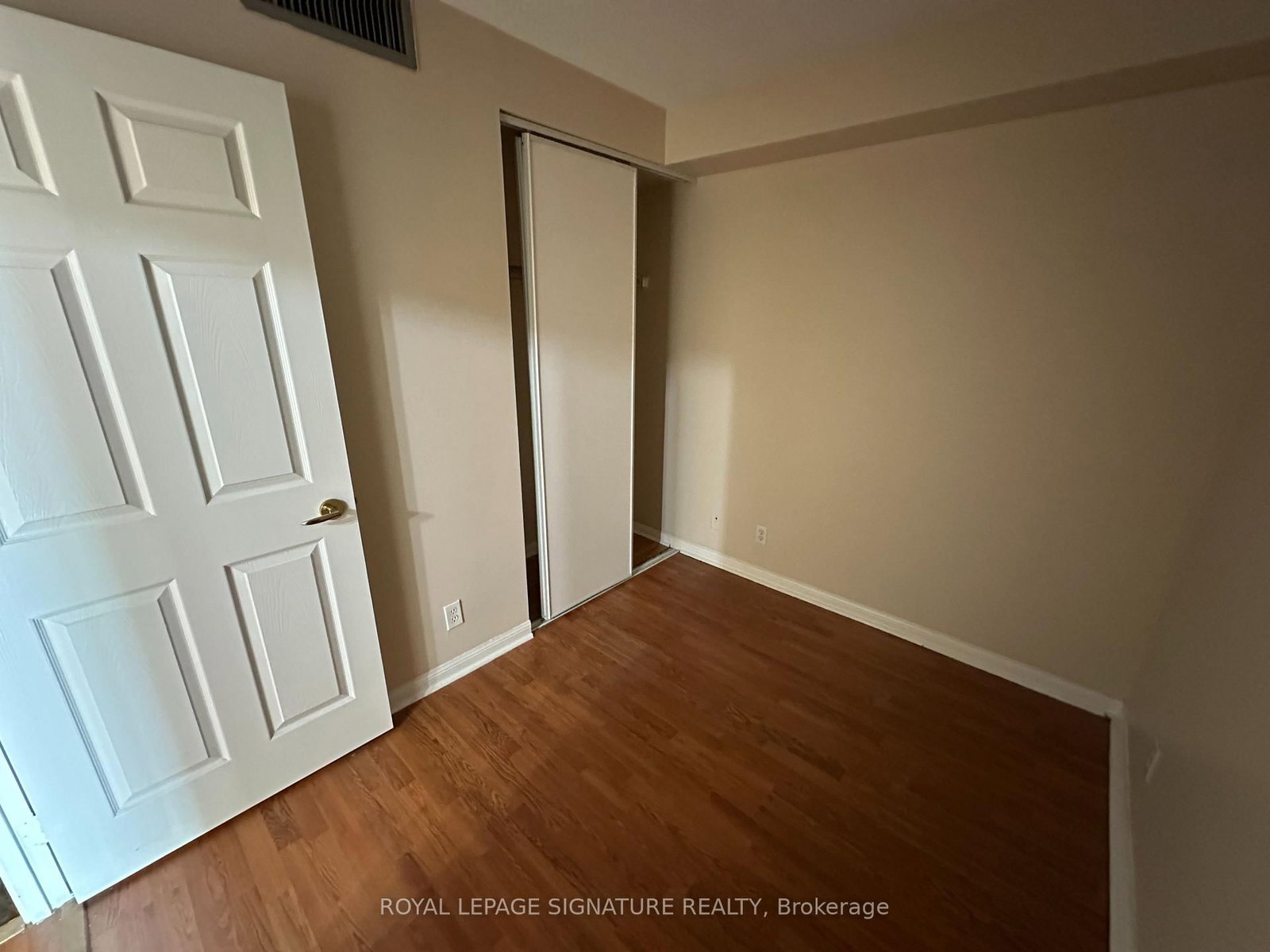18 Lee Centre Drive • #1113 • Toronto, ON photo 9