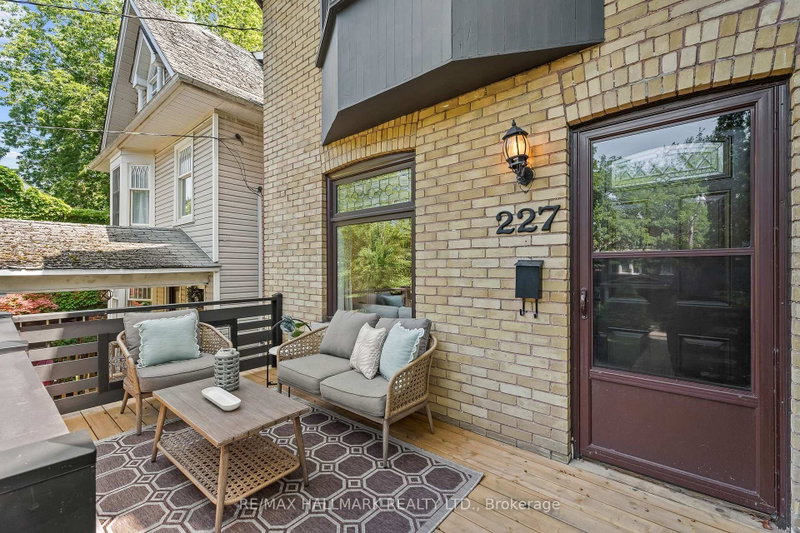 227 Waverley Road