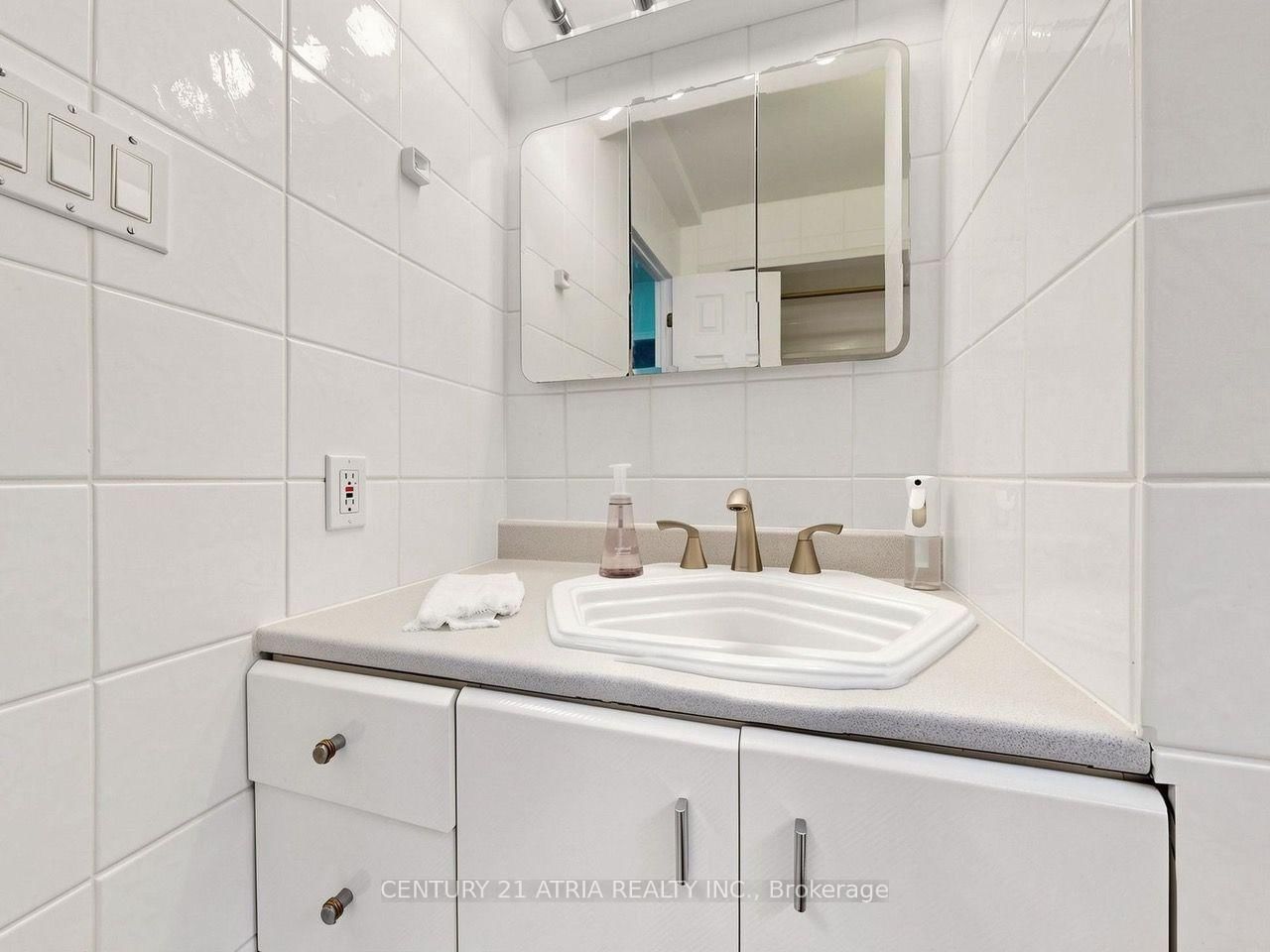 22 Jeffton Crescent • Toronto, ON photo 23