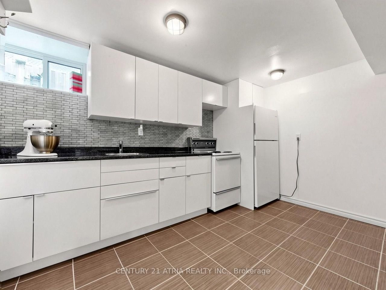 22 Jeffton Crescent • Toronto, ON photo 33