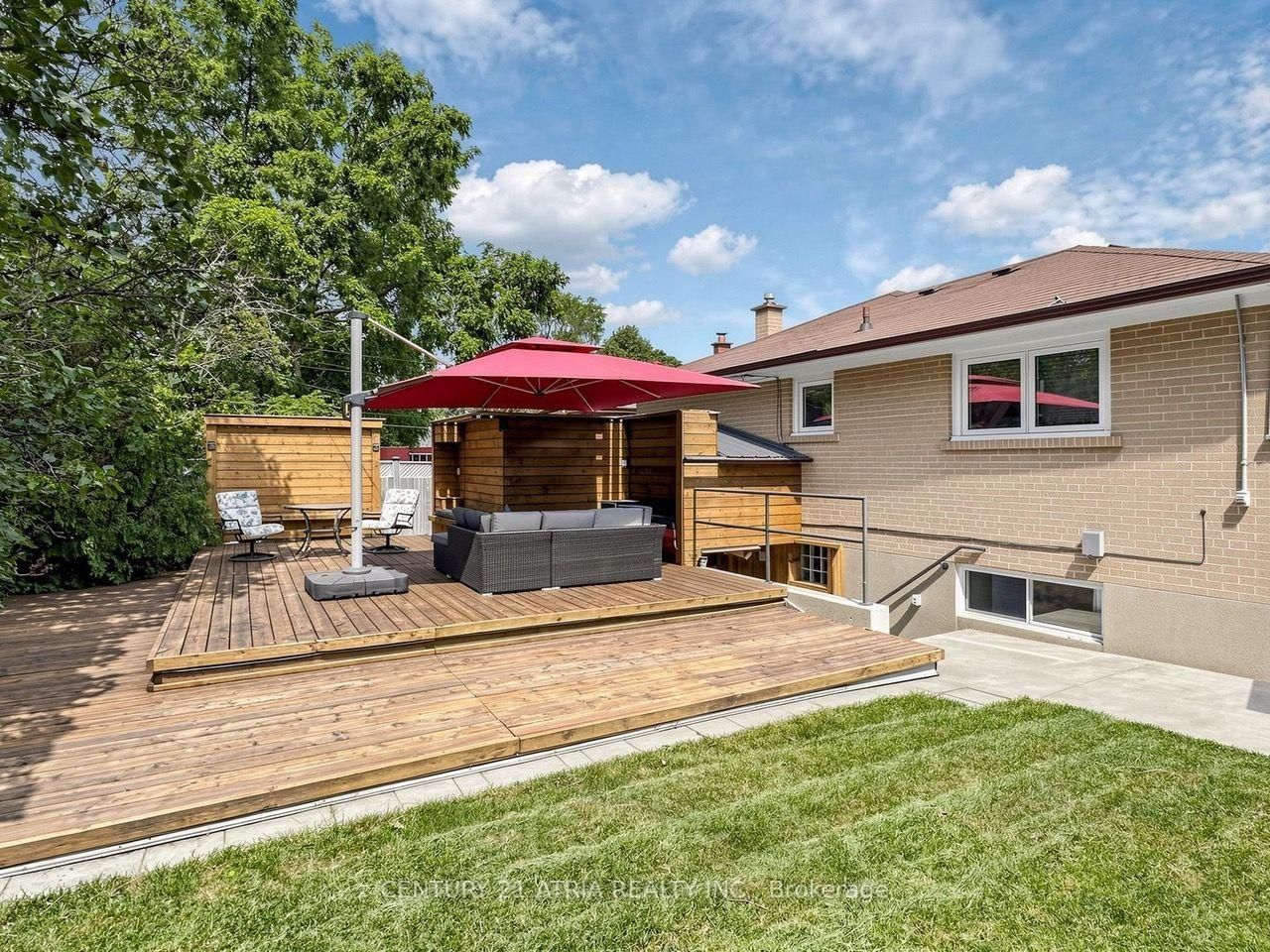 22 Jeffton Crescent • Toronto, ON photo 44