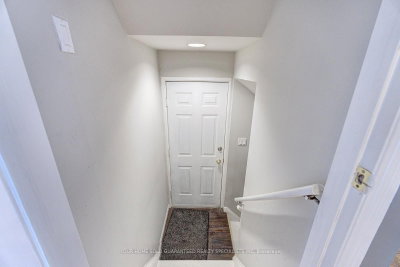 47 Hewitt Ajax,ON L1S 7A6 — Photo 11