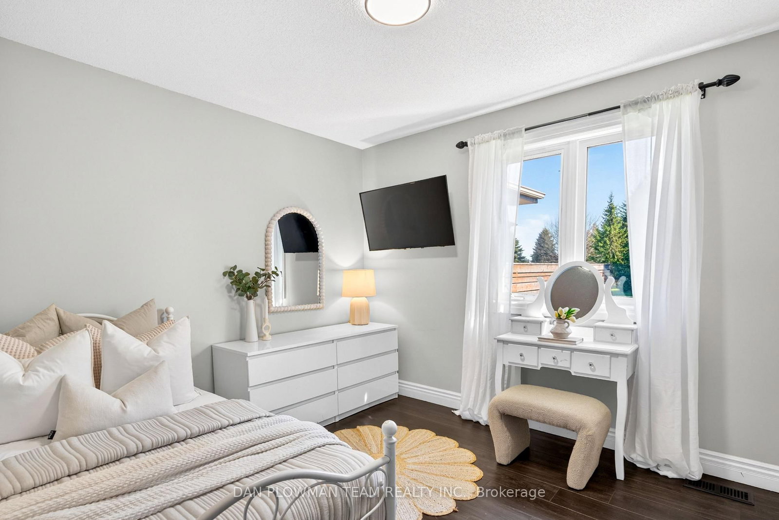 11 Steepleview Court • Oshawa, ON photo 26