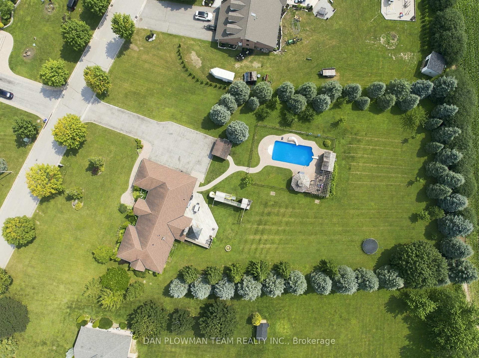 11 Steepleview Court • Oshawa, ON photo 41