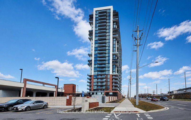 2508 - 2550 Simcoe Street N