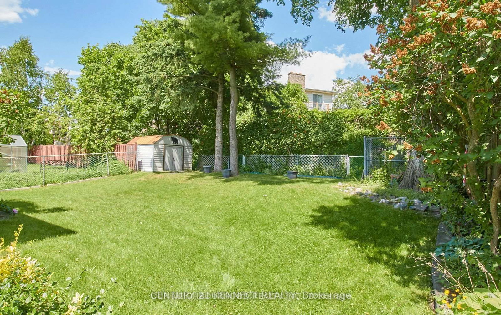 715 Waverly Street N • Oshawa, ON photo 10