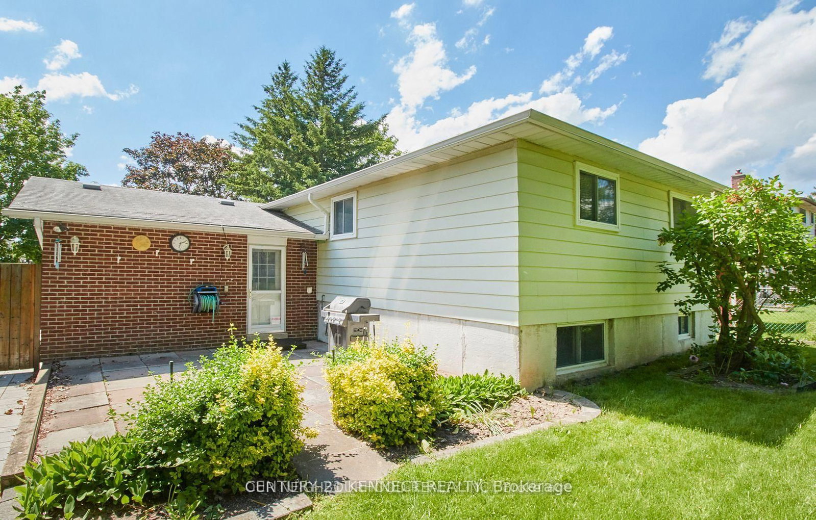 715 Waverly Street N • Oshawa, ON photo 11